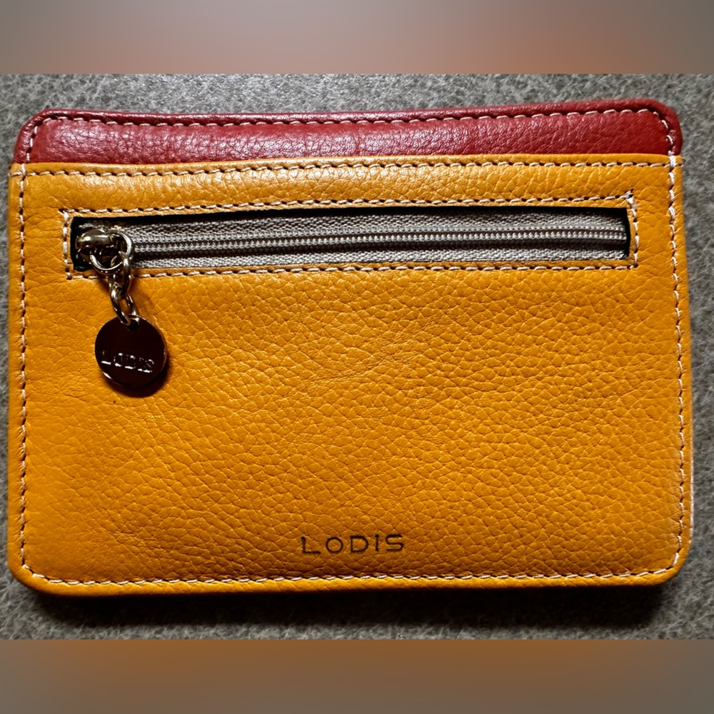 Lodi’s Card Wallet